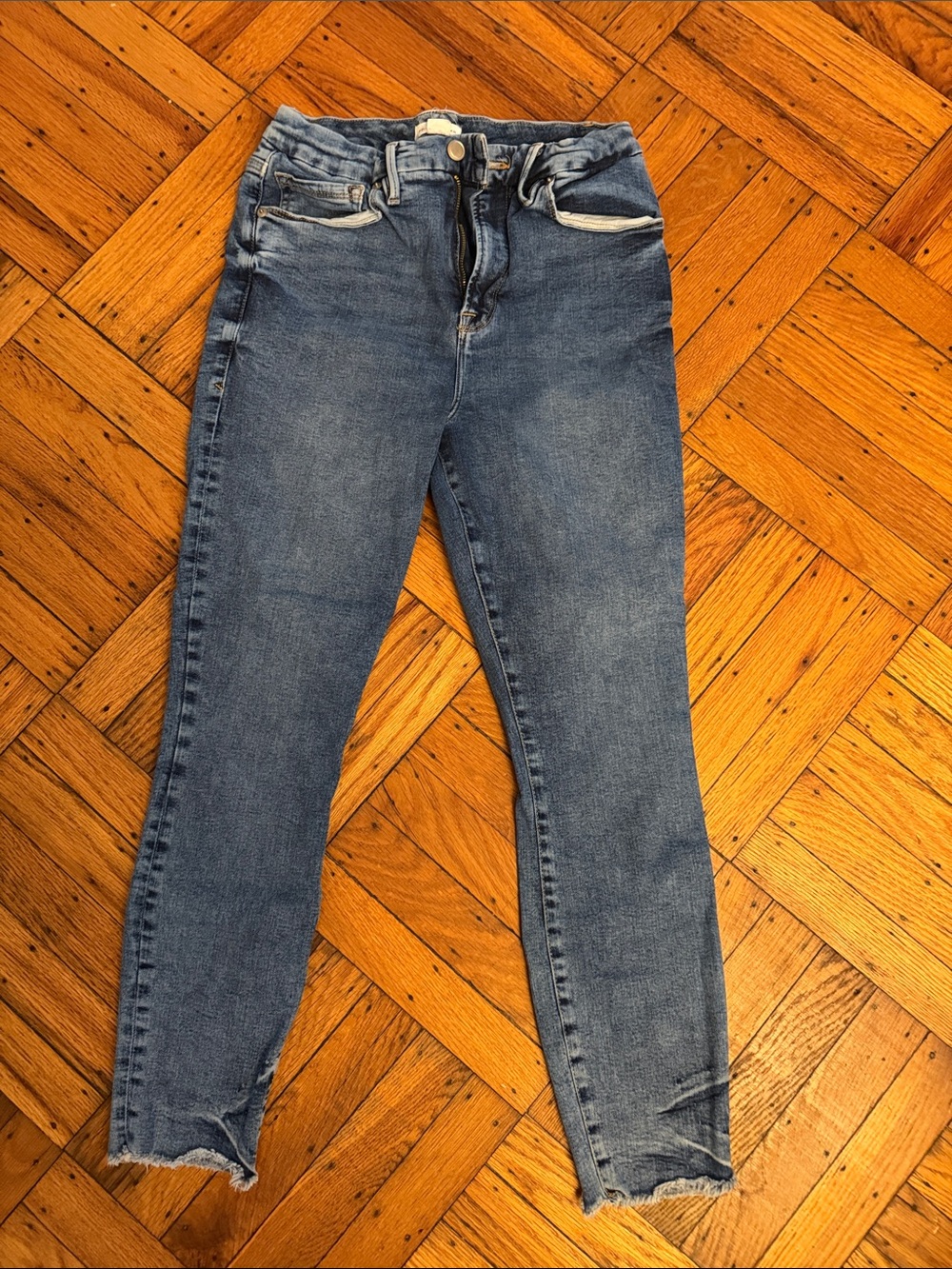 Good American Mid Wash Blue Skinny Jeans